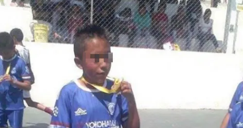 Niño muere en Ecatepec tras ser víctima de bullying en su escuela; director ofrece $1,900