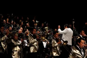 Rock, cumbia y música sinfónica hacen vibrar al público en CCU BUAP