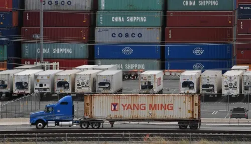 China responde a EU con una subida de aranceles sobre bienes valorados en 60.000 millones