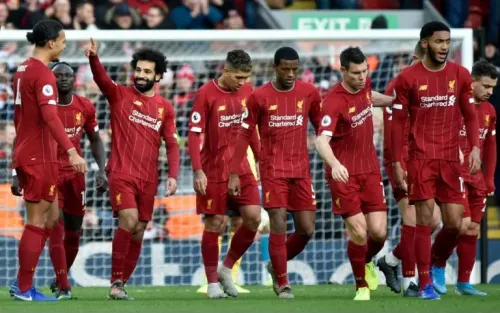 Liverpool vence al Watford y mantiene liderato en la Premier League