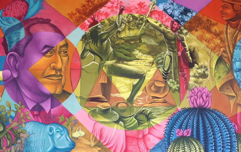 inaugura mural en Chiautla de Tapia