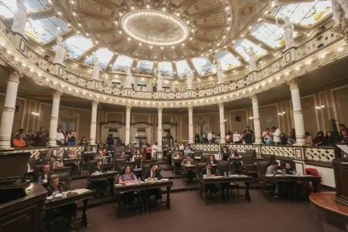 Congreso convoca a la sociedad a participar en estudio de una norma que garantice el derecho al agua