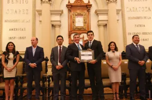 Tony Gali entrega Premio Municipal del Deporte