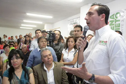 Pablo Fernández mueve estructura del PRI a paso de tortuga