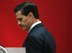 Peña promete apretarse el cinturón, pero le subirán el sueldo