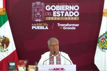 Suman 16 escuelas afectadas por lluvias en Puebla; reportan inundaciones y deslaves: SEP