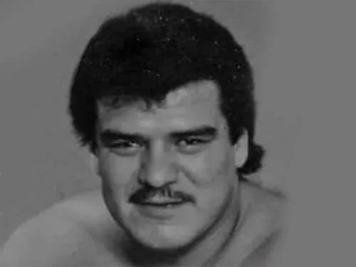 Muere ‘Brazo de Oro’; la lucha libre está de luto