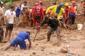 Lluvias causan la muerte a 34 personas en Brasil