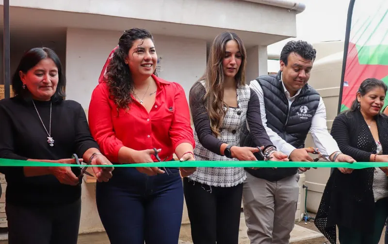 Diputada Xel Arianna Hernández impulsa captador de agua en el distrito 11 en colaboración con Heineken