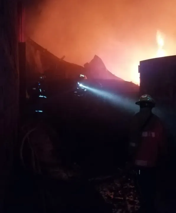 Incendio bodega Chachapa