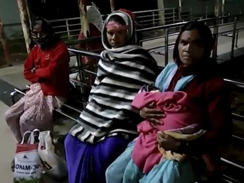 Mueren 10 bebés por incendio en hospital de India