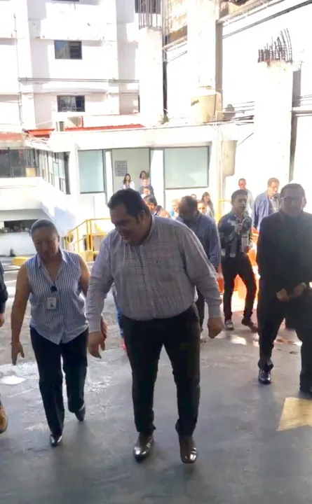 Congreso participa en simulacro de sismo