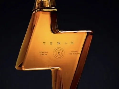 Tesla lanza tequila y se agota en horas