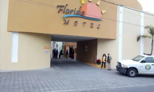 Moteleros se comprometen a elevar categoría para reabrir