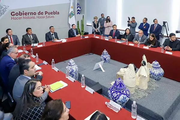 Gobierno de Puebla: comparecencias y relevos en el gabinete