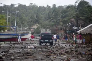 Fallecen 8 personas por saqueo en Filipinas