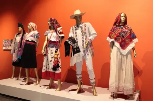 Instrumentos y artículos de la Huasteca se exponen en el Museo de la Música Mexicana