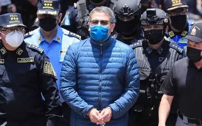 Ex presidente de Honduras extraditado a EEUU por narcotráfico