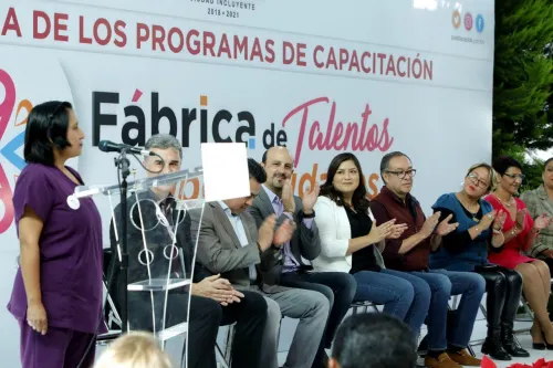 Realizan clausura de Fábrica de Talentos y Fábrica de Oportunidades