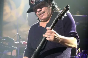 Santana tocará himno de EEUU en Serie Mundial