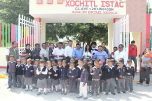 Camarillo inaugura barda perimetral de preescolar de Enríquez