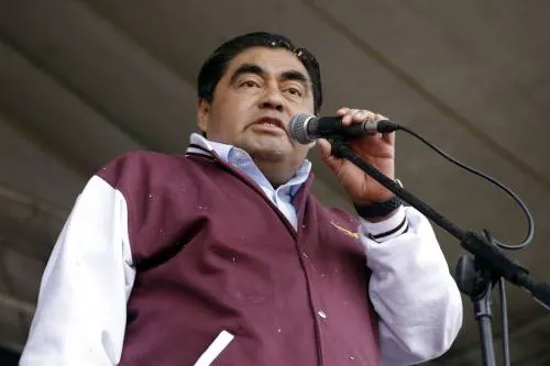 Morena anda dando “patadas de ahogado” por el estancamiento que tiene Barbosa en su precampaña