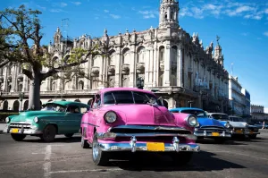 Sale rumbo a La Habana primer crucero de EUA en medio siglo