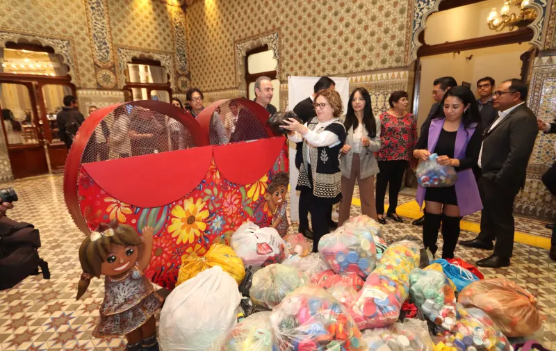 voluntariado-congreso-pue-donacion-tapitas-invierno-sin-frio