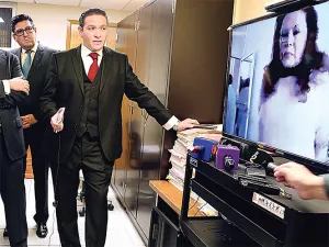 Ahora procesan a Elba Esther por fraude fiscal