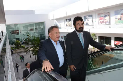 Enrique Agüera reconoce logro de RMV por traer a Audi a Puebla