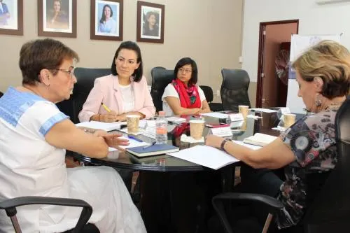 IPM continúa labor a favor de las mujeres