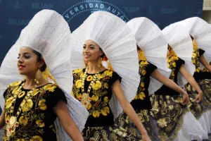 Ballet Folklórico BUAP festeja 30 años de existencia
