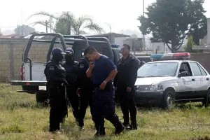 Policías de San Andrés y San Pedro detienen a presunto agresor de Momoxpan