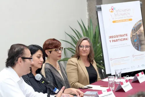 Gobierno de la Ciudad promueve el trabajo de artesanas y artesanos a través de catálogo digital 