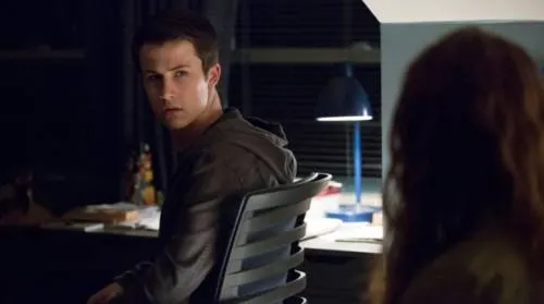 “13 reasons why” ahora tiene una advertencia: sugiere que no veas la serie (VIDEO)