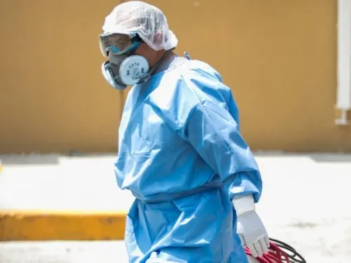 Covid-19: Cada paciente genera más de 2 kilos de residuos peligrosos al día