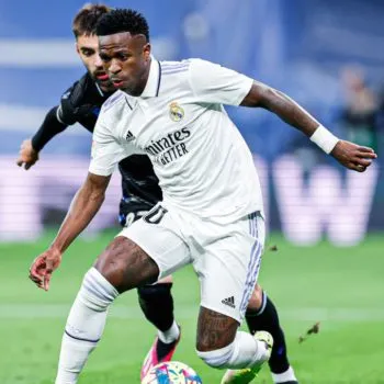 Real Madrid no pudo con la Real Sociedad y deja ir puntos importantes