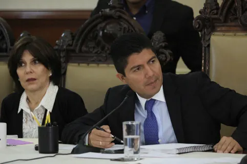 Aprueban cambio de nombre del Boulevard Díaz Ordaz por 2 de Octubre