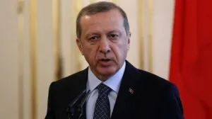 Presidente de Turquía renunciará si se comprueba vínculo con EI