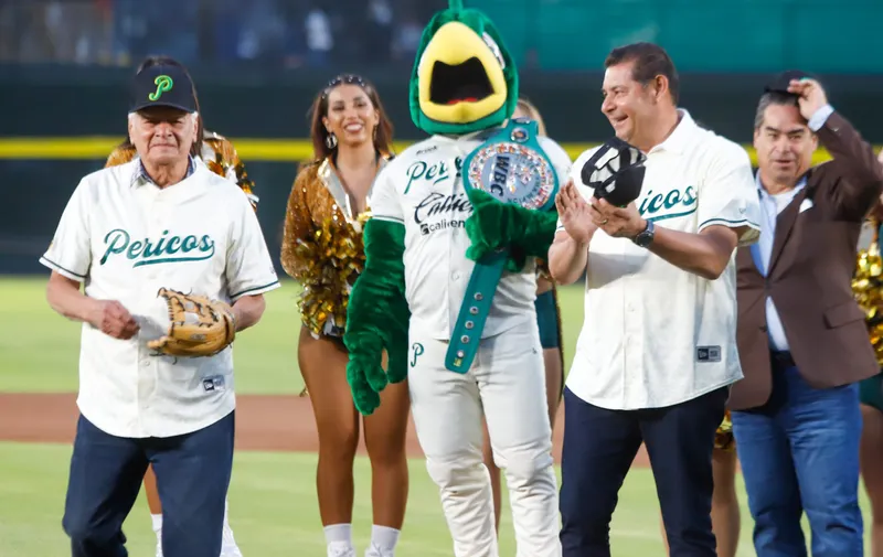 Juego inaugural Pericos de Puebla