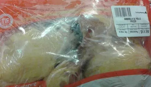 Muere pequeña en Puebla tras consumir pollo en mal estado