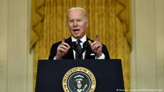 Ataque ruso a Ucrania “todavía es una gran posibilidad”, advierte Biden