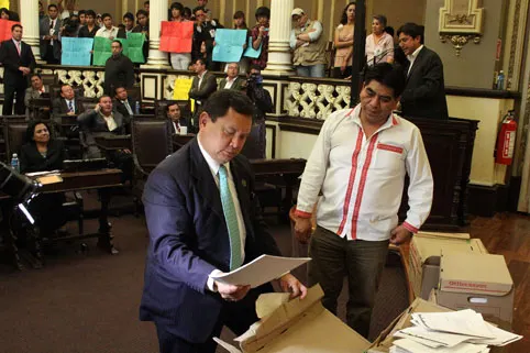 Congreso aprueba reforma al artículo 24