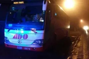 Asalto a unidad de ADO deja hampón muerto