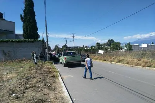 Rescatan cómplices a dos huachicoleros en San Martín Texmelucan