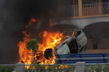 Policías lanzan gas lacrimógeno en Ocoyucan para evitar linchamiento