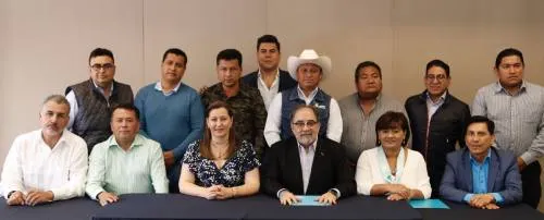 Martha Erika se reunió con el presidente nacional de Nueva Alianza y alcaldes electos