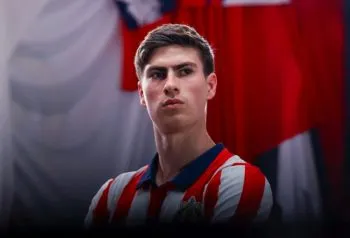 “Hormiga” González deja Chivas y da el salto al futbol europeo