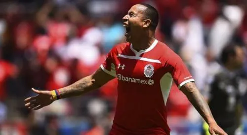 Toluca aplasta 5-1 a Monterrey y sueña con Liguilla