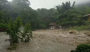Sube a 6 el número de fallecidos en Veracruz tras paso de Earl